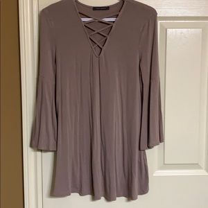 Suzy Shier long sleeve top